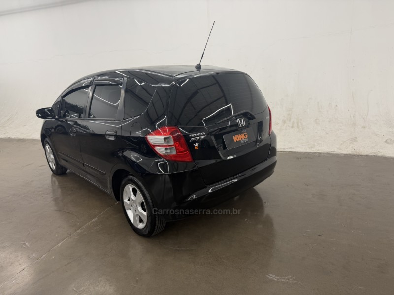 FIT 1.4 LX 8V GASOLINA 4P MANUAL - 2010 - CAXIAS DO SUL