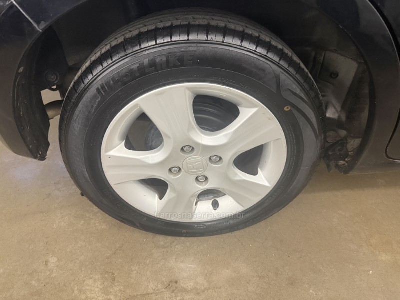 FIT 1.4 LX 8V GASOLINA 4P MANUAL - 2010 - CAXIAS DO SUL