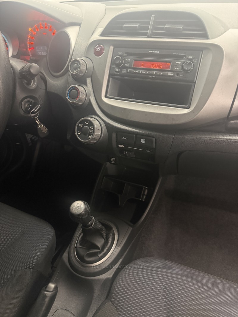 FIT 1.4 LX 8V GASOLINA 4P MANUAL - 2010 - CAXIAS DO SUL