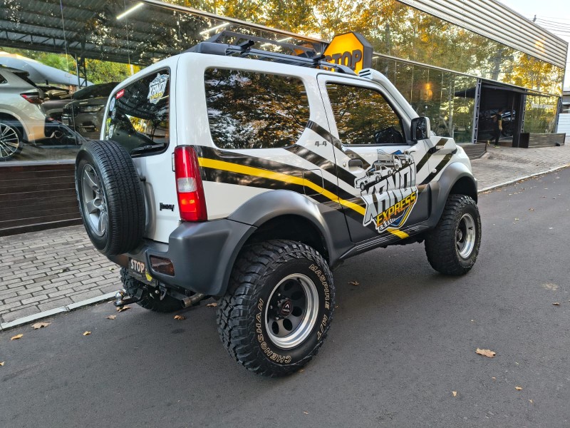 JIMNY 1.3 4ALL 4X4 16V GASOLINA 2P MANUAL - 2015 - DOIS IRMãOS