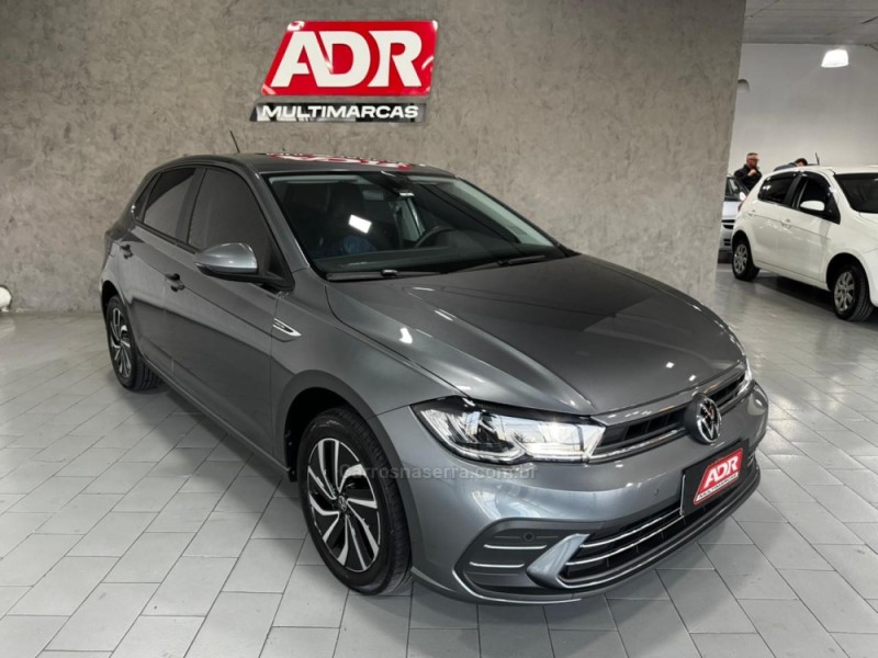 POLO 1.0 170 TSI 12V HIGHLINE FLEX 4P AUTOMÁTICO - 2024 - CAXIAS DO SUL