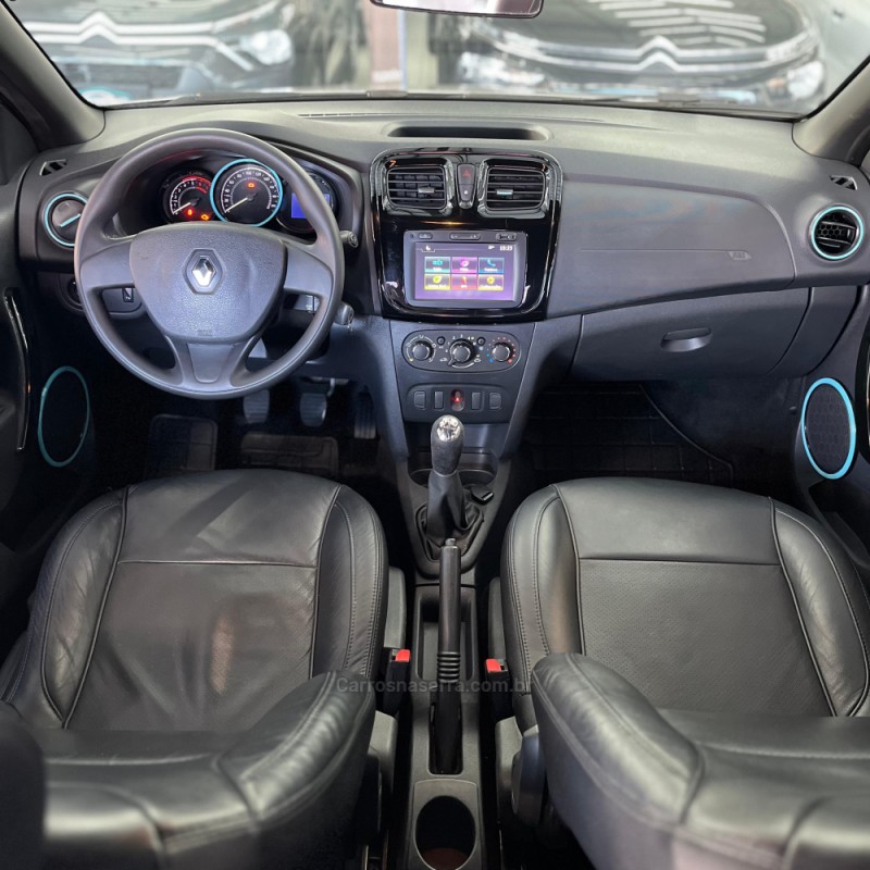 SANDERO 1.0 EXPRESSION 12V FLEX 4P MANUAL - 2018 - CANOAS