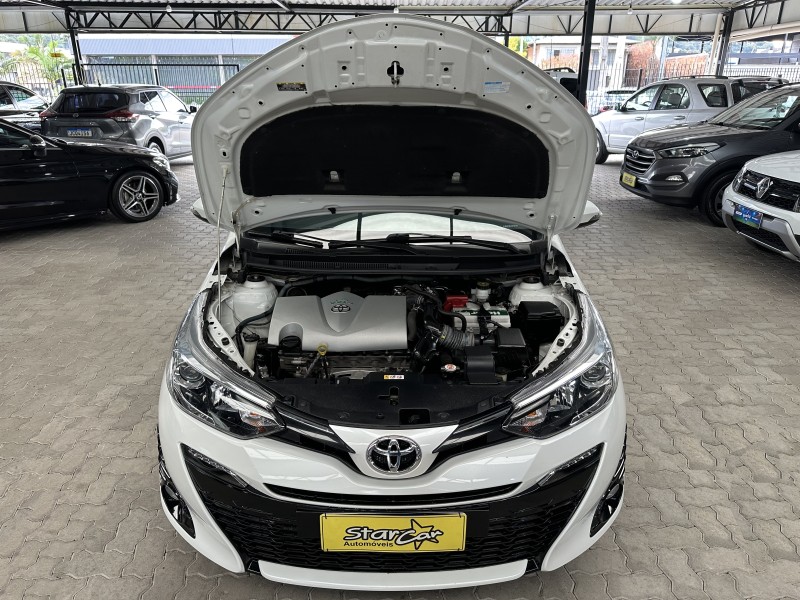 YARIS 1.5 XLS CONNECT 16V FLEX 4P AUTOMÁTICO - 2021 - CAXIAS DO SUL