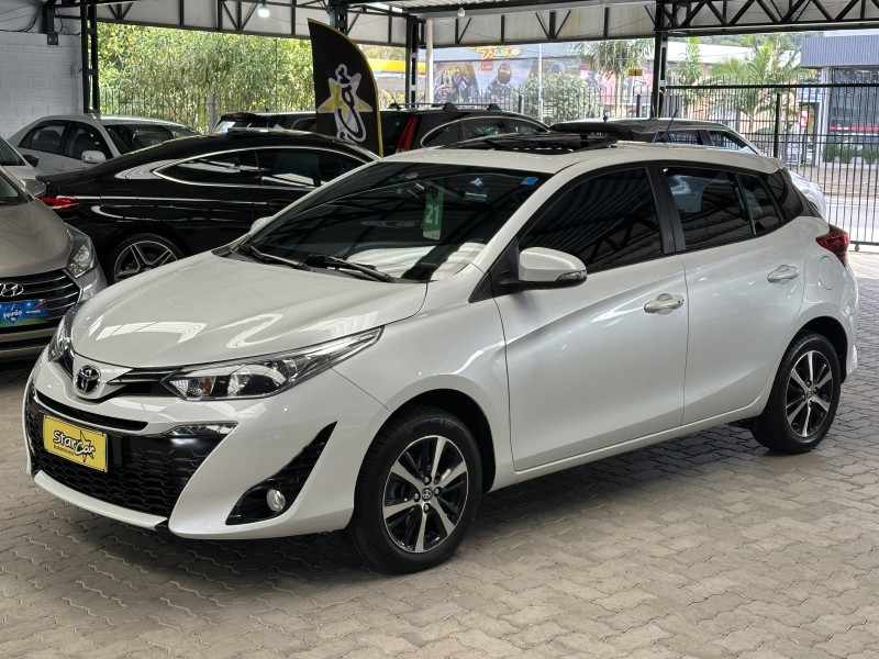 yaris 1.5 xls connect 16v flex 4p automatico 2021 caxias do sul