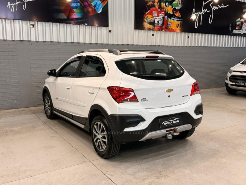 ONIX 1.4 MPFI ACTIV 8V FLEX 4P AUTOMÁTICO - 2018 - CAXIAS DO SUL