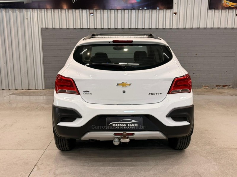 ONIX 1.4 MPFI ACTIV 8V FLEX 4P AUTOMÁTICO - 2018 - CAXIAS DO SUL