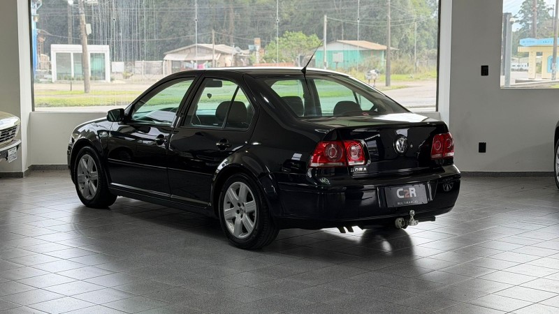 BORA 2.0 MI 8V FLEX 4P AUTOMÁTICO - 2009 - CAXIAS DO SUL