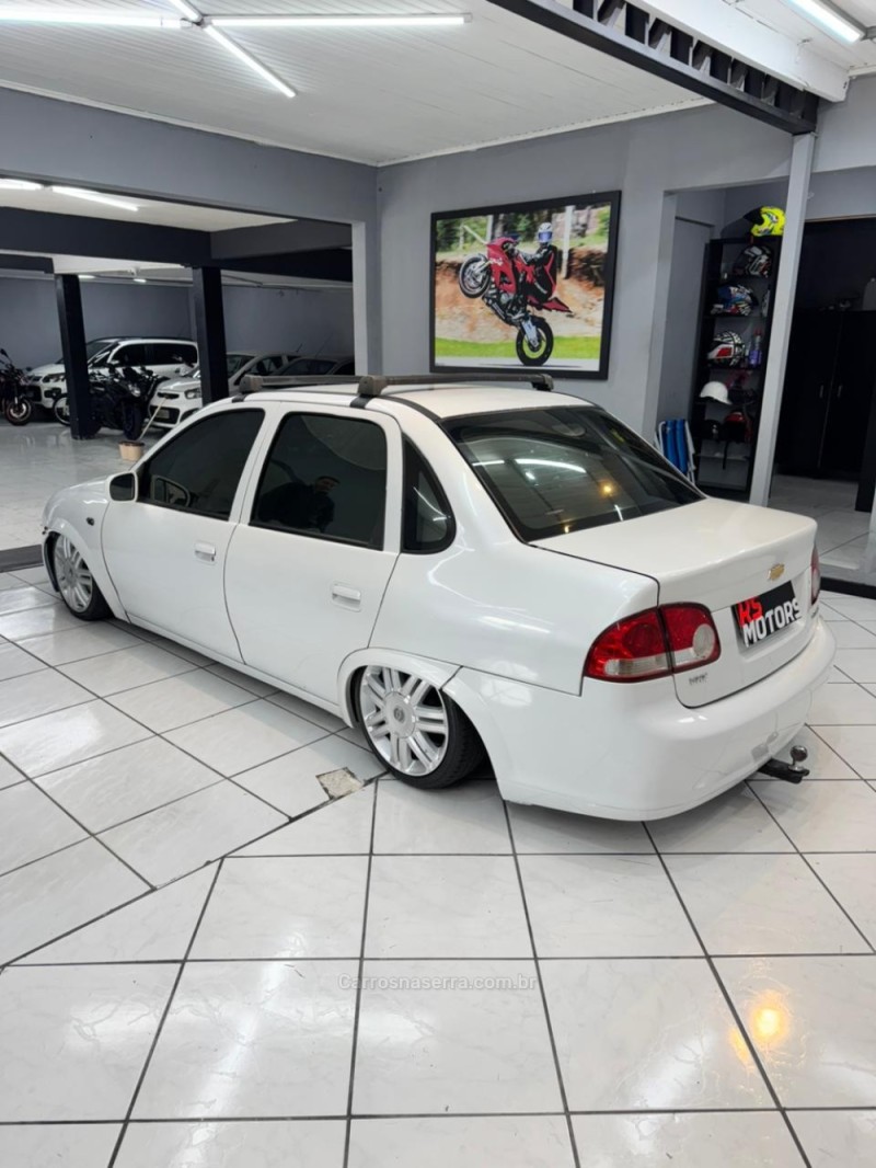 CLASSIC 1.0 MPFI VHCE 8V FLEX 4P MANUAL - 2013 - CAXIAS DO SUL