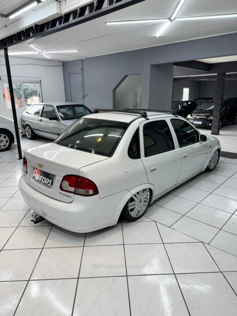 CLASSIC 1.0 MPFI VHCE 8V FLEX 4P MANUAL - 2013 - CAXIAS DO SUL