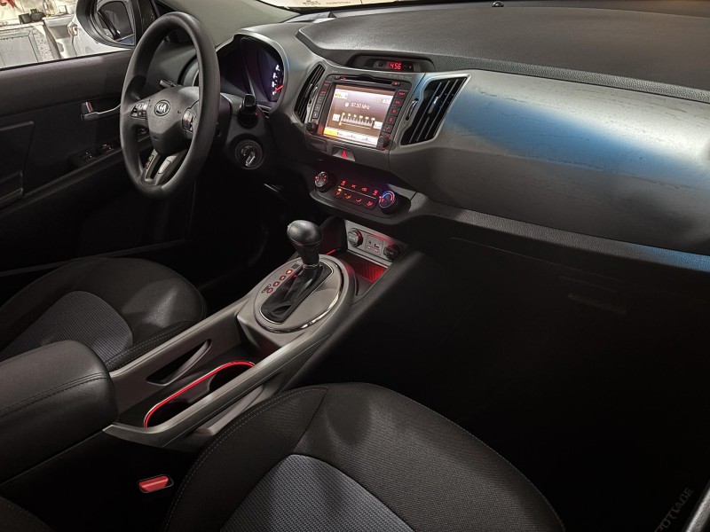 SPORTAGE 2.0 LX 4X2 16V FLEX 4P AUTOMÁTICO - 2016 - FARROUPILHA