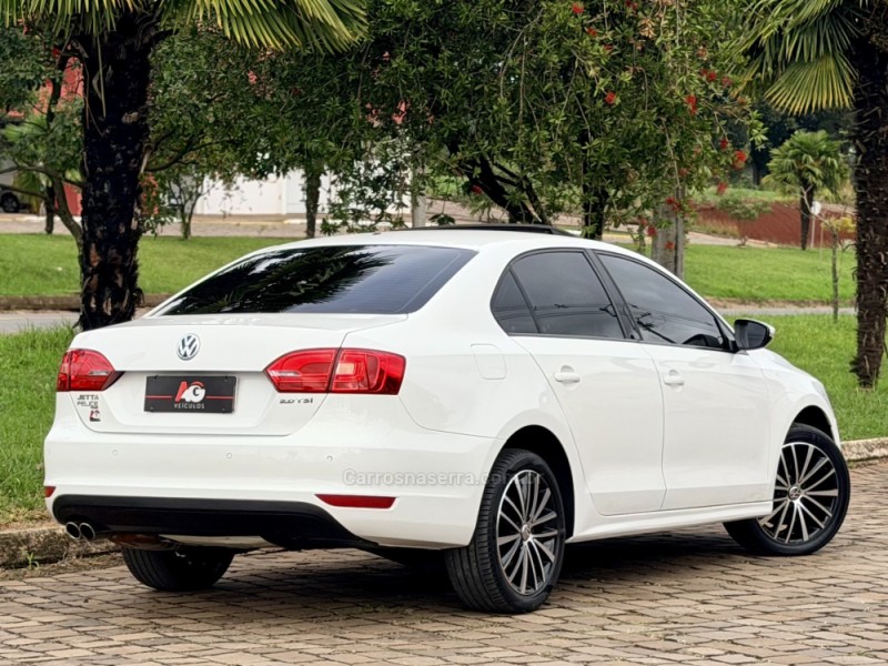 JETTA 2.0 TSI HIGHLINE 200CV GASOLINA 4P TIPTRONIC - 2012 - CASCA