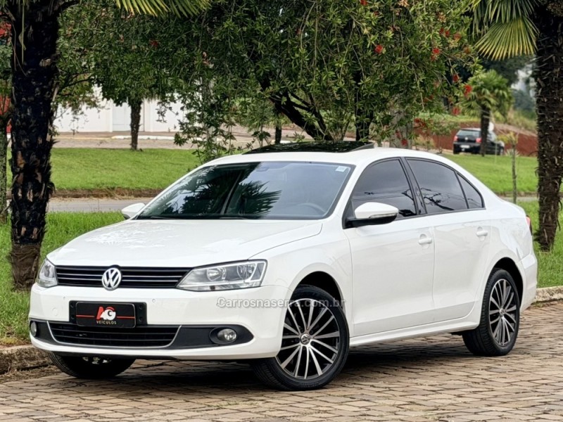 JETTA 2.0 TSI HIGHLINE 200CV GASOLINA 4P TIPTRONIC - 2012 - CASCA