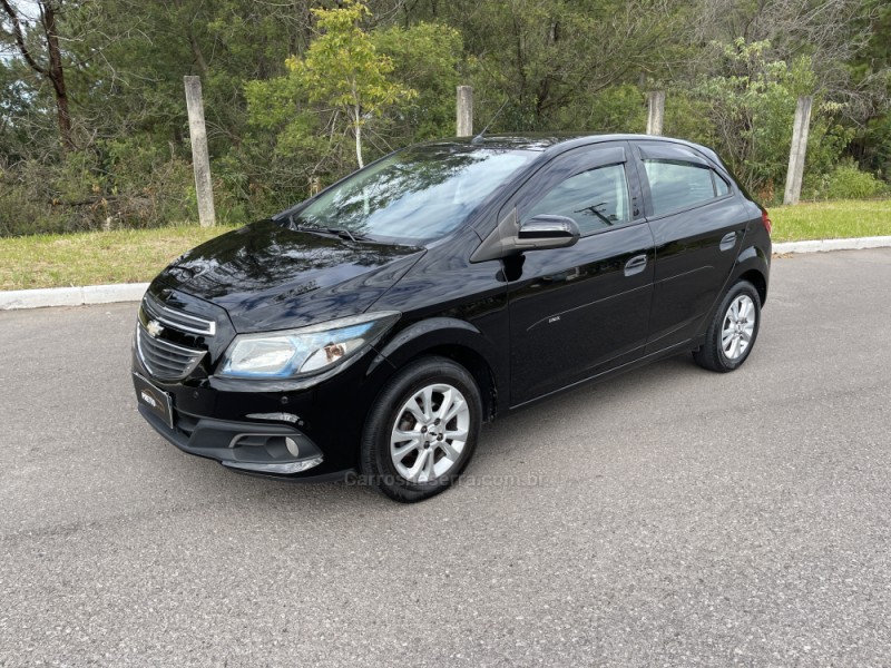ONIX 1.4 MPFI LTZ 8V FLEX 4P MANUAL - 2013 - BENTO GONçALVES
