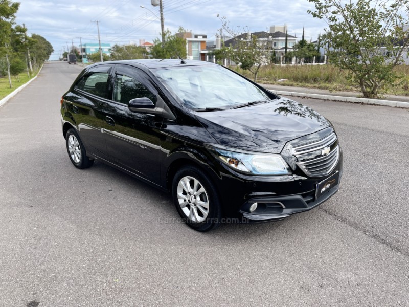 ONIX 1.4 MPFI LTZ 8V FLEX 4P MANUAL - 2013 - BENTO GONçALVES