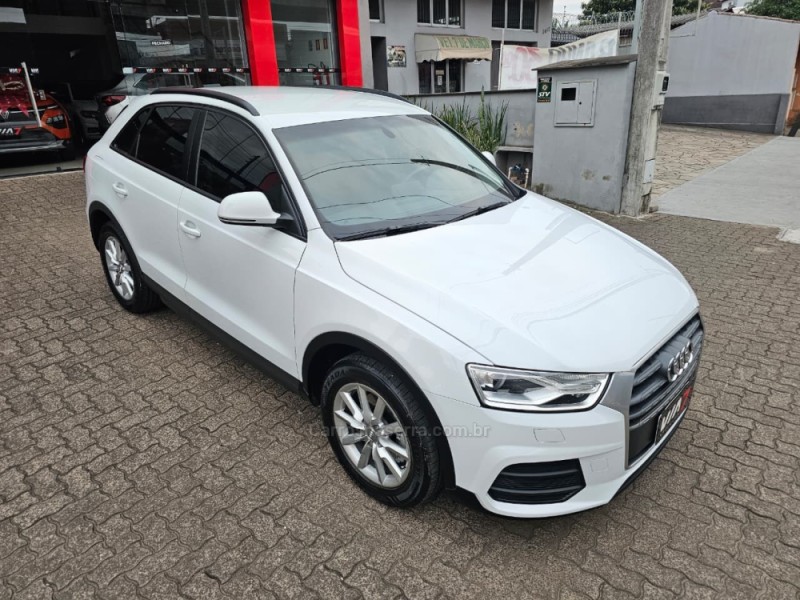 Q3 1.4 TFSI ATTRACTION 16V FLEX 4P S TRONIC - 2018 - NOVO HAMBURGO