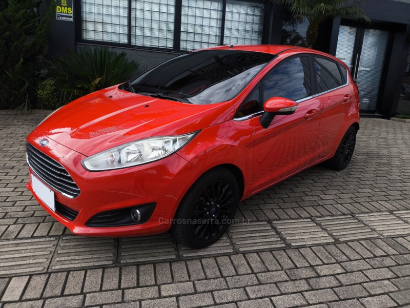 FIESTA 1.6 TITANIUM HATCH 16V FLEX 4P AUTOMÁTICO