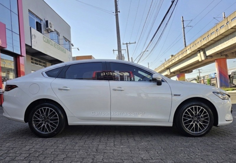 KING 1.5 DM-I PHEV GS AUTOMÁTICO