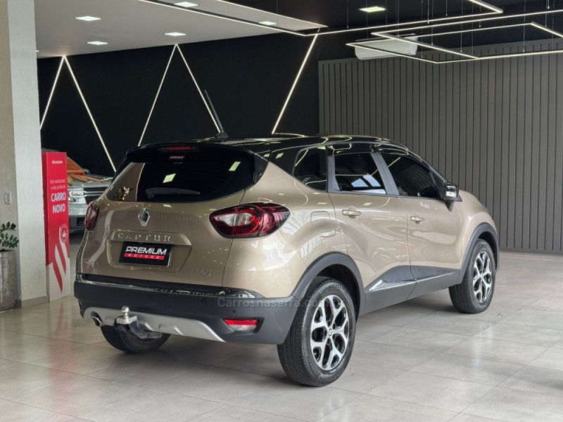 CAPTUR 1.3 INTENSE TURBO 16V FLEX 5P AUTOMÁTICO - 2023 - DOIS IRMãOS