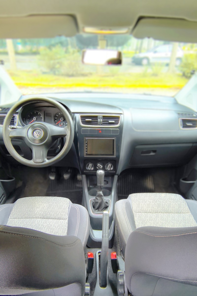 FOX 1.0 MI TREND 8V FLEX 4P MANUAL - 2013 - FARROUPILHA