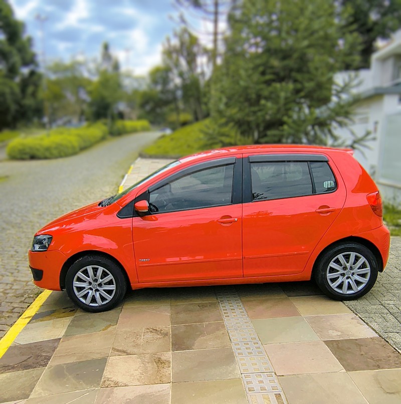 FOX 1.0 MI TREND 8V FLEX 4P MANUAL - 2013 - FARROUPILHA