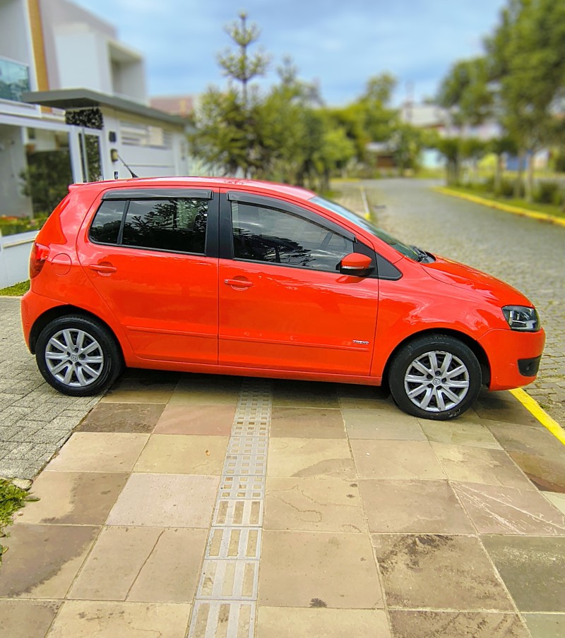 FOX 1.0 MI TREND 8V FLEX 4P MANUAL - 2013 - FARROUPILHA