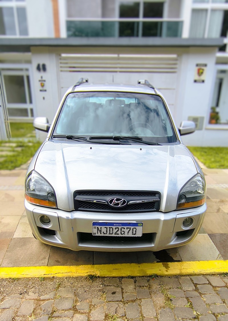 TUCSON 2.0 MPFI GL 16V 142CV 2WD GASOLINA 4P MANUAL - 2008 - FARROUPILHA