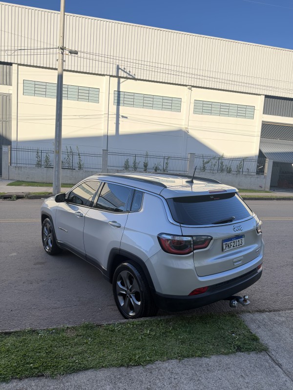 COMPASS 2.0 16V FLEX LONGITUDE AUTOMÁTICO - 2018 - CAXIAS DO SUL
