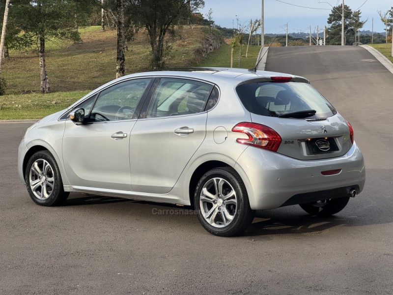 208 1.6 GRIFFE 16V FLEX 4P AUTOMÁTICO - 2014 - GRAMADO