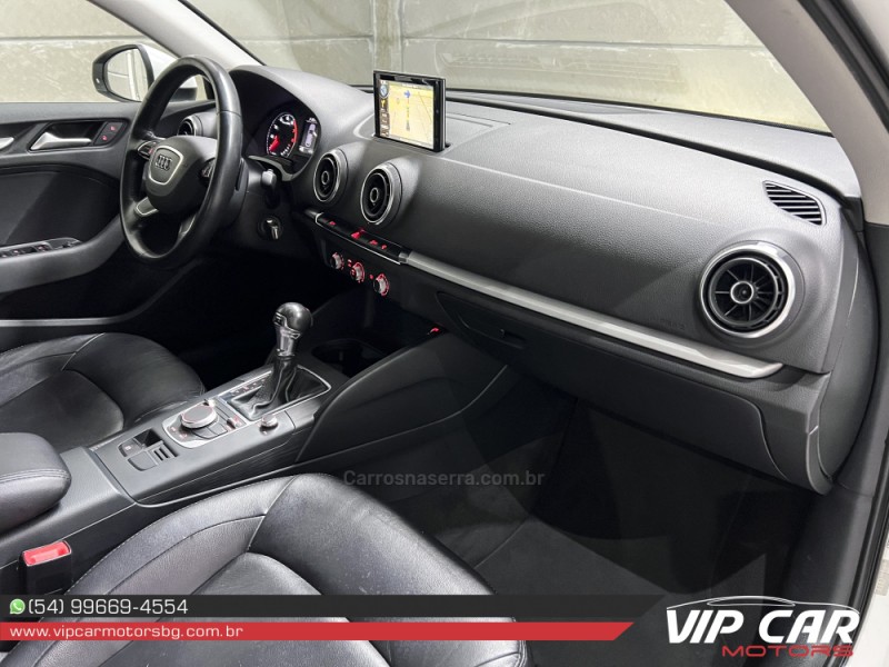 A3 1.4 TFSI SPORTBACK 16V GASOLINA 4P S-TRONIC - 2016 - FARROUPILHA
