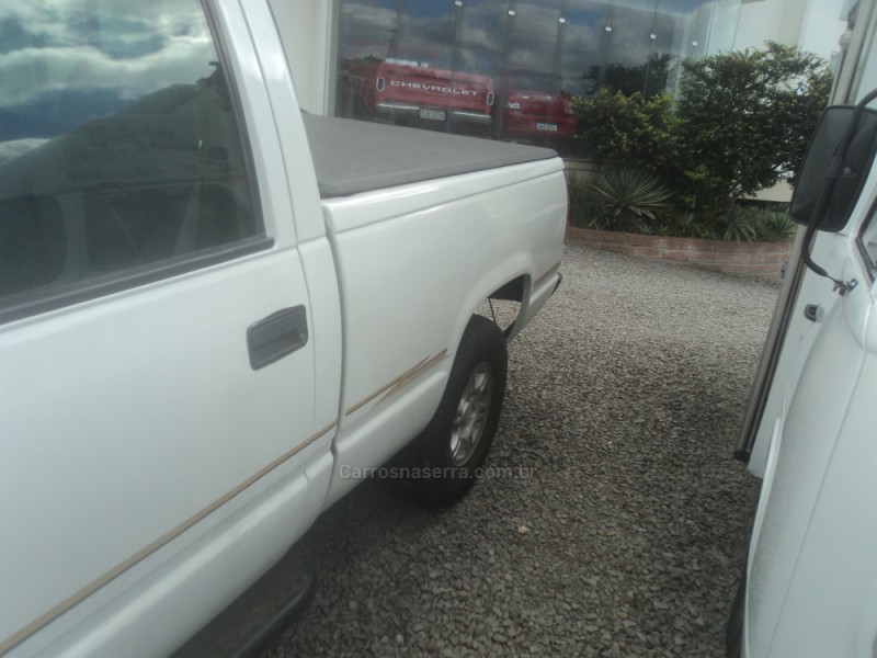SILVERADO 4.1 4X2 CS 18V DIESEL 2P MANUAL - 1998 - FARROUPILHA
