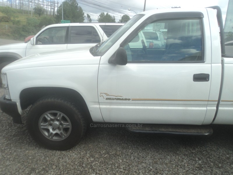 SILVERADO 4.1 4X2 CS 18V DIESEL 2P MANUAL - 1998 - FARROUPILHA