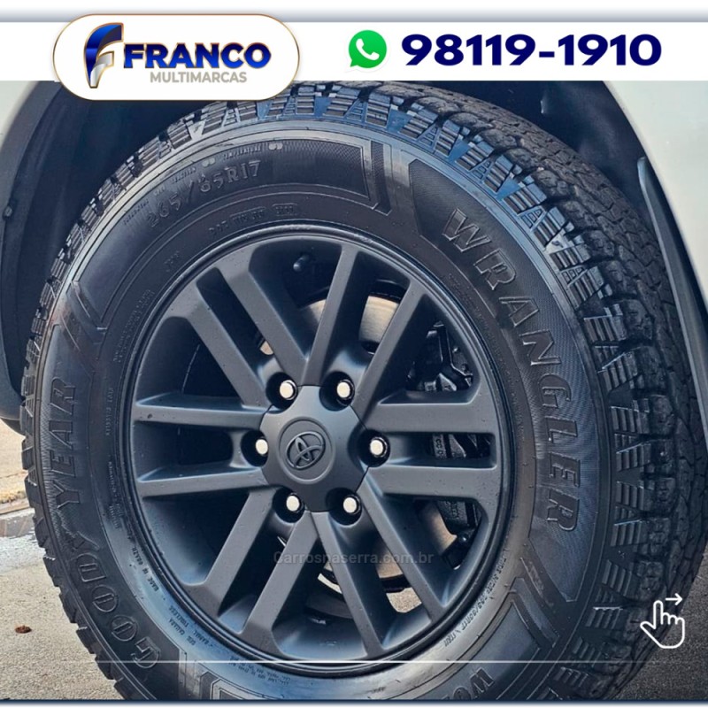 HILUX 3.0 SRV 4X4 CD 16V TURBO INTERCOOLER DIESEL 4P AUTOMÁTICO - 2013 - VACARIA