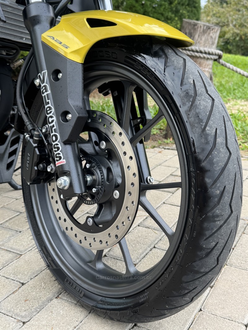 CB 300F TWISTER ABS - 2023 - ENCANTADO