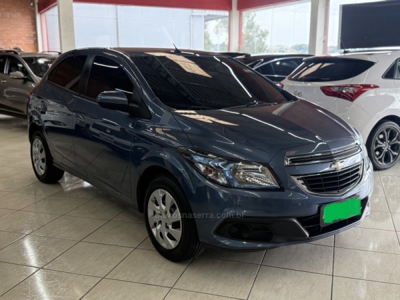 ONIX 1.4 MPFI LT 8V FLEX 4P MANUAL - 2015 - BENTO GONçALVES