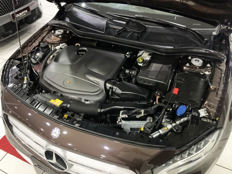 GLA 200 1.6 CGI VISION 16V TURBO GASOLINA 4P AUTOMÁTICO - 2015 - PORTO ALEGRE