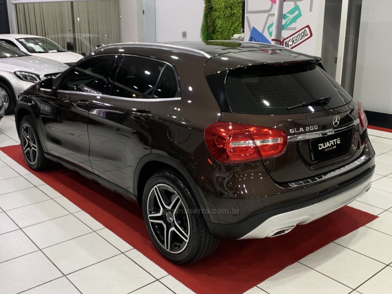 GLA 200 1.6 CGI VISION 16V TURBO GASOLINA 4P AUTOMÁTICO - 2015 - PORTO ALEGRE