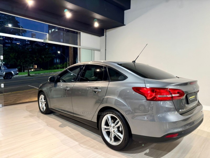 FOCUS 2.0 SE PLUS FASTBACK 16V FLEX 4P AUTOMÁTICO - 2016 - BENTO GONçALVES