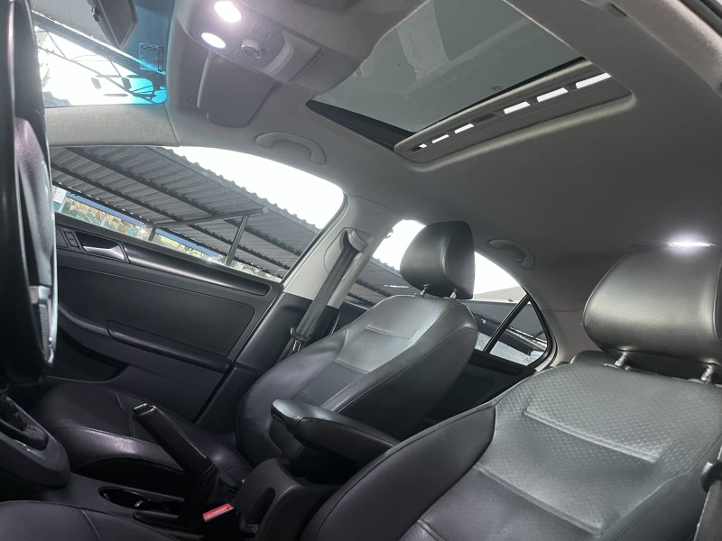 JETTA 2.0 COMFORTLINE FLEX 4P TIPTRONIC - 2013 - CAXIAS DO SUL