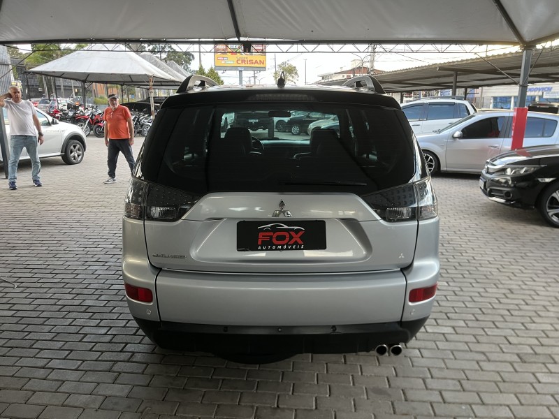 OUTLANDER 3.0 GT 4X4 V6 24V GASOLINA 4P AUTOMÁTICO - 2009 - CAXIAS DO SUL