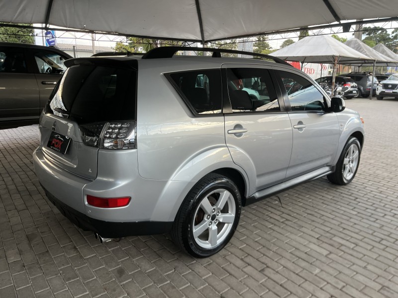 OUTLANDER 3.0 GT 4X4 V6 24V GASOLINA 4P AUTOMÁTICO - 2009 - CAXIAS DO SUL