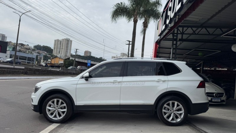 TIGUAN 1.4 ALLSPACE COMFORT 250 TSI FLEX 4P - 2019 - CAXIAS DO SUL