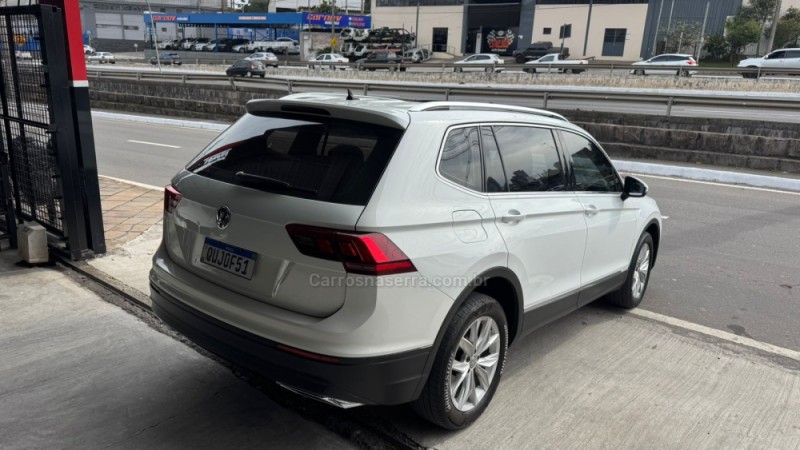 TIGUAN 1.4 ALLSPACE COMFORT 250 TSI FLEX 4P - 2019 - CAXIAS DO SUL