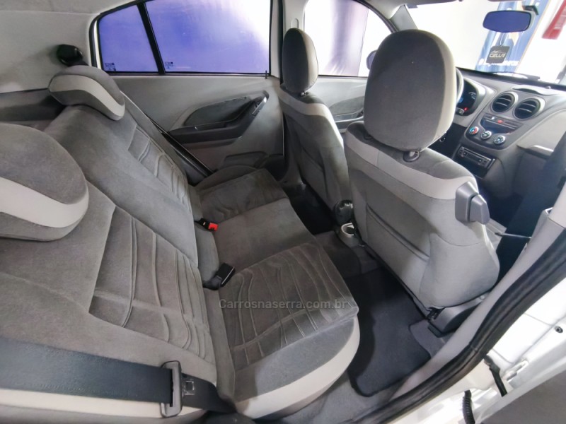 AGILE 1.4 MPFI LTZ WIFI 8V FLEX 4P MANUAL - 2013 - ANTôNIO PRADO