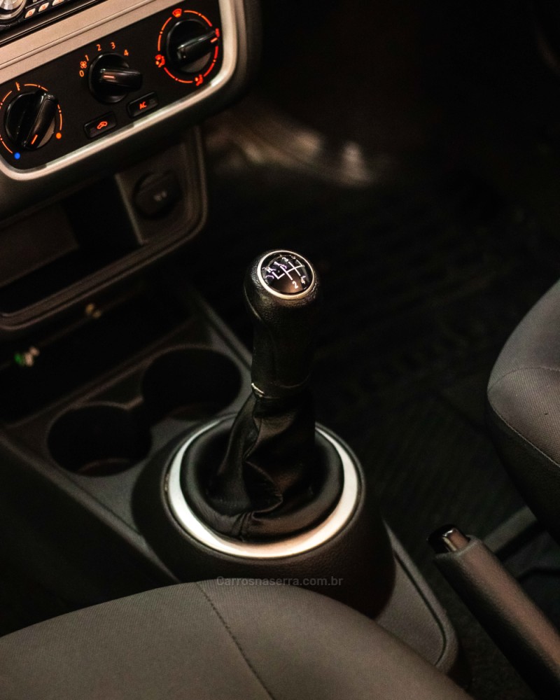 GOL 1.0 MI TRENDLINE 8V FLEX 4P MANUAL - 2015 - CAXIAS DO SUL