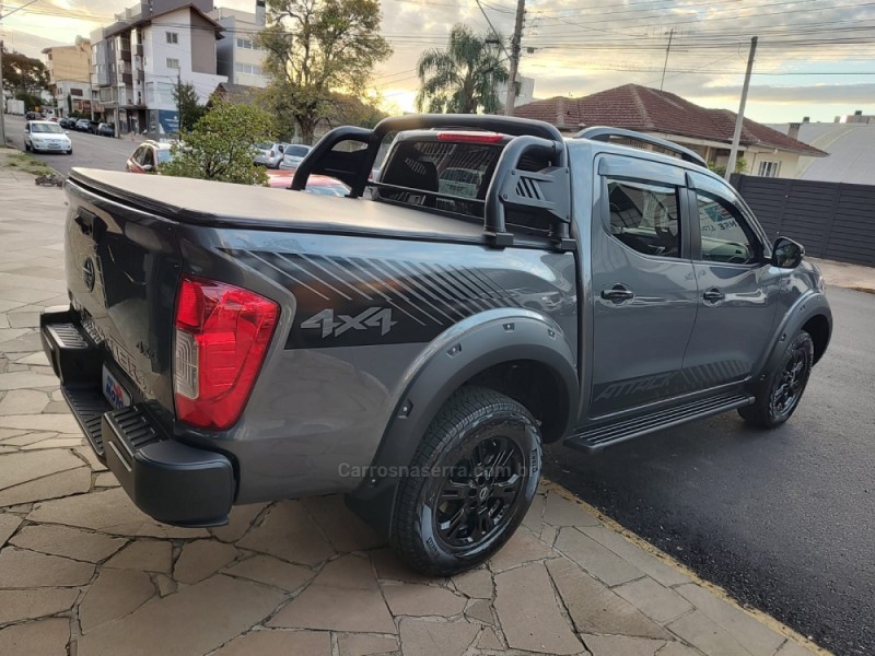 FRONTIER 2.3 ATTACK 4X4 CD BI-TURBO DIESEL 4P AUTOMÁTICO - 2025 - FLORES DA CUNHA