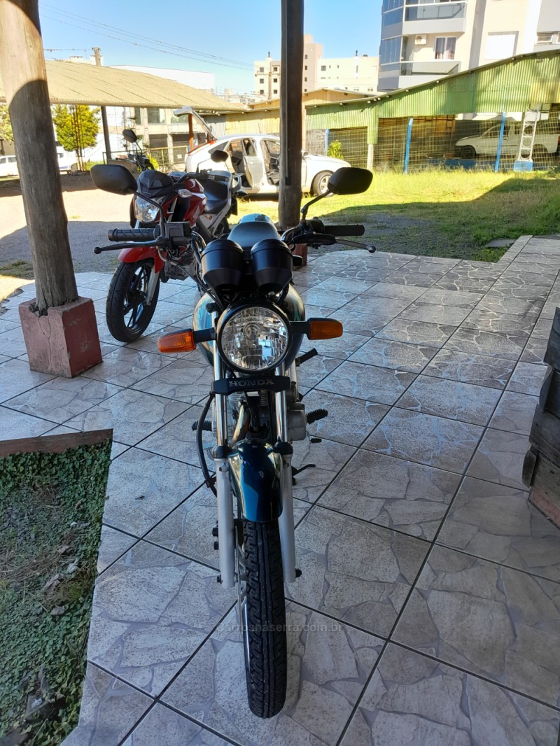 CG 125 FAN ES - 2004 - VERANóPOLIS