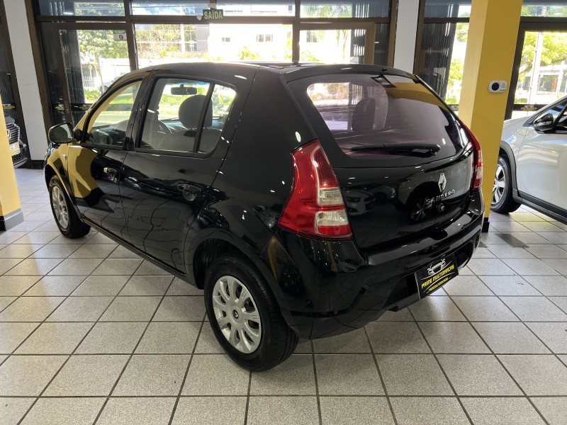 SANDERO 1.0 EXPRESSION 16V FLEX 4P MANUAL - 2014 - CAXIAS DO SUL