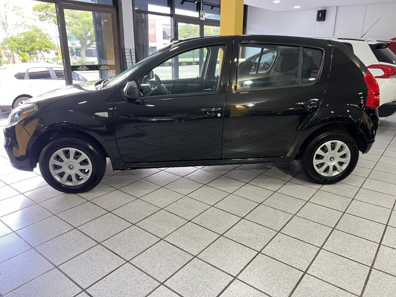 SANDERO 1.0 EXPRESSION 16V FLEX 4P MANUAL - 2014 - CAXIAS DO SUL