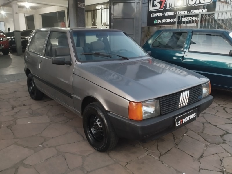 UNO 1.0 MILLE ELETRONIC 8V GASOLINA 2P MANUAL - 1992 - CAXIAS DO SUL