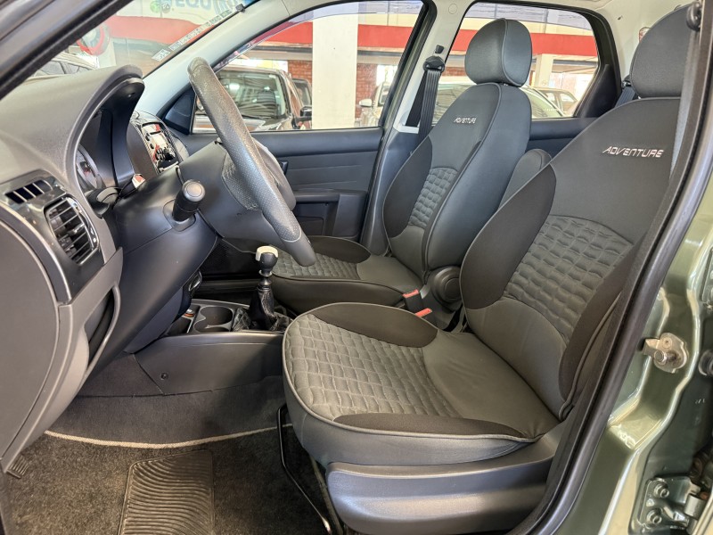 PALIO 1.8 MPI ADVENTURE LOCKER WEEKEND 8V FLEX 4P MANUAL - 2014 - FARROUPILHA